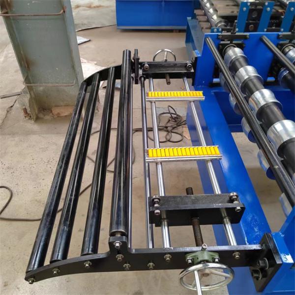 color steel 840 Roof Panel Roll Forming Machine hydraulic shear used steel construction