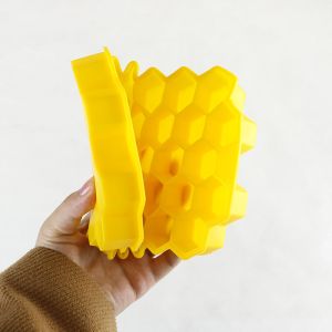 BPA Free Honeycomb Ice Cube Mold , Food Grade Rubber Ice Cube Trays