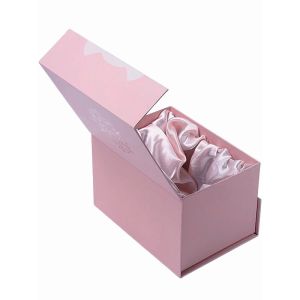 Rectangular Pink Gift Packaging Boxes CMYK Printing Customized