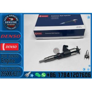 Fuel Injector 095000-6311 095000-6312 For 4.5L 6.8L CR RE530362