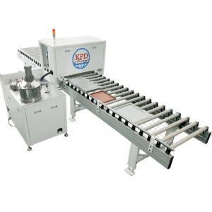 Glue Spraying Machine for Sandwich Panel Lamination Efficiency