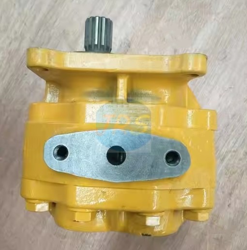 D65A D80P D85A D85E Bulldozer Spare Parts Gear Pump 07432-71203 Transmission