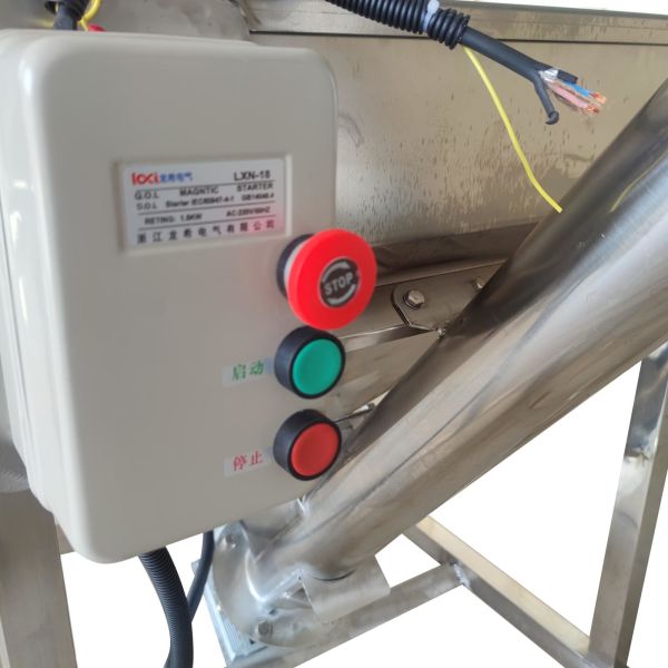 Stainless Steel Electric Screw Conveyor with 5.6ft Height and 220V 1100W Motor for 0-45 Degrees Inclination