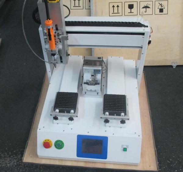 Quality High Efficiency Automatic Screw Feeder Driver Easy Operation With Two Working Table for sale