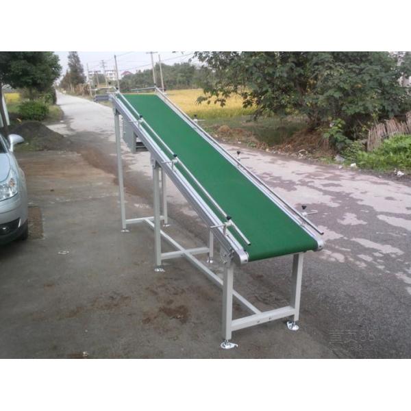 Inclined Sidewall Cleated Rubber Conveyor