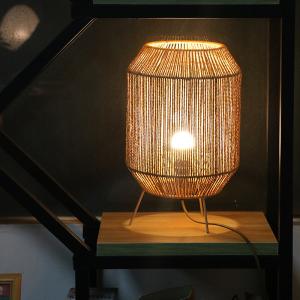 Vintage Twine Rattan Table Lamp , Handmade Wabi Sabi Table Lamp For Homestay