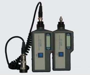 Pocket 9V Vibration Analyzer , 10HZ - 1KHz Temperature Instrument HG-6500 Series