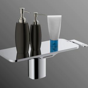 Golden Bathroom Basin Faucet Surface Plating Treatment Single Handle