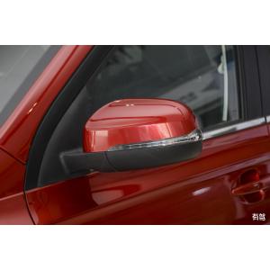 Seven Seater Family Gasoline Hatchback 1.5L Displacement And 3 Seat Rows Big