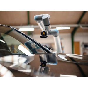 Latest Model Universal Robots UR8 Long Reach 1750mm Payload 10kg Collaborative