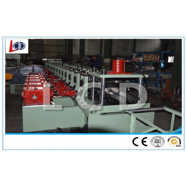 Auto Expressway Guardrail Roll Forming Machine With Hydraulic Punching Custom Color
