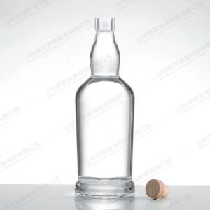 500ml 700ml 750ml Clear Glass Whiskey Bottle With Cork And Glass Lid