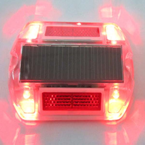 Long Lasting Solar LED Road Studs Plastic Road Stud Reflective Road Reflectors