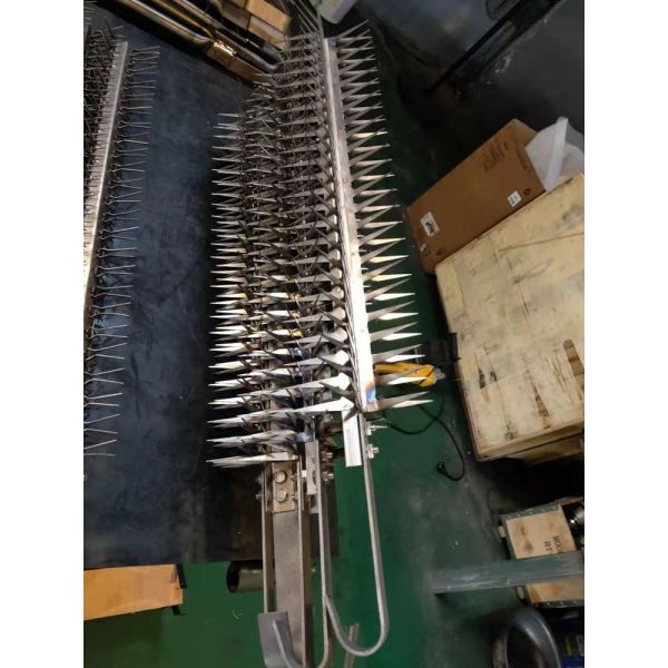 Polished Surface Titanium Anodizing Jigs Customized Gr1 Gr2