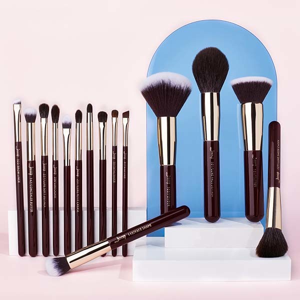 Soft Bristles Cosmetic Brush Set Zinfandel Color Aluminium Ferrule