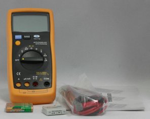 IEC 1010 Handheld Digital Multimeter YH103 , CAT II 1000V Overload Protection
