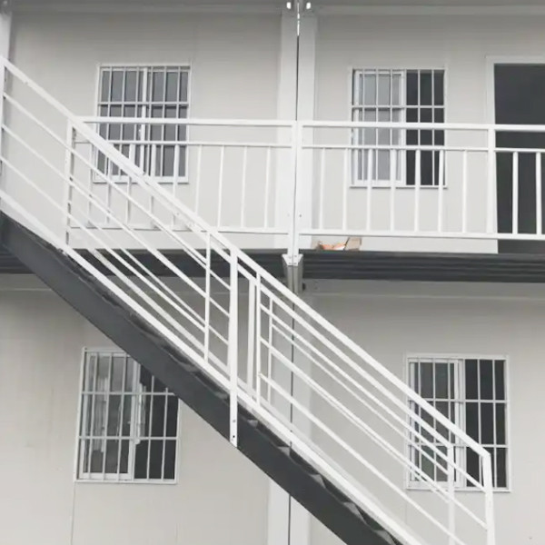 Quality The prefabricated container house with wind resistance up to level 10, excellent sound insulation and heat preservation, and better privacy in the inner corridor design for sale