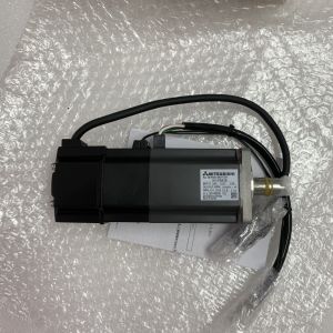 Mitsubishi HC-PQ43B AC Servo Motor 3 PHASE 400 W 122 V 3000 RPM 2.8 A IP65 CIB