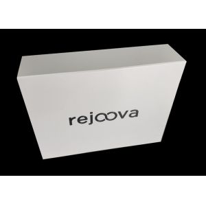 Embossed Silver Logo Cardboard Gift Boxes 30 * 25 * 8cm Spong Foam Insert