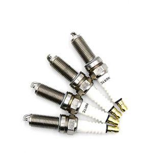 D8TC Auto Spark Plug with Heat Range 8 M12*1.25 Thread and 19 mm Reach for DR8EA
