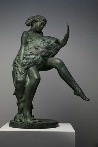 Customized bronze sculpture for artist