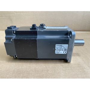 Mitsubishi HF-KP73B AC Servo Motor 3 PHASE 750W 106V 3000RPM NEW