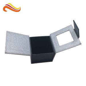 Customized Size Gift Packaging Paper Boxes with Embossed Hot Stamping