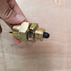 Moment.cont.switch 04191001 04214638 02247073 for deutz FL912 FL913 FL914 engine