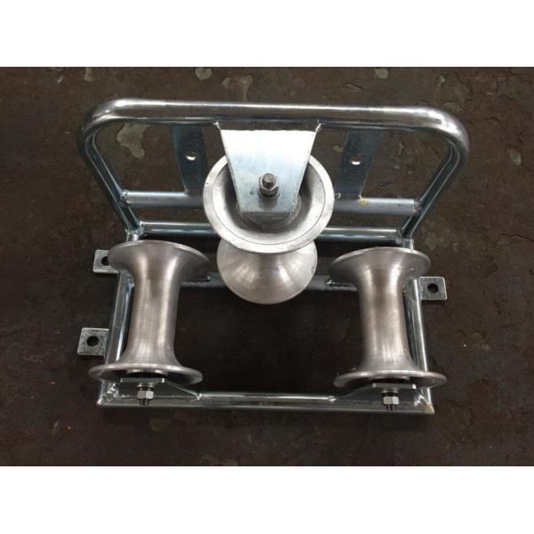 Galvanized Aluminum Triple Corner Cable Roller 10kN Rated Load for Heavy-Duty Cable Laying