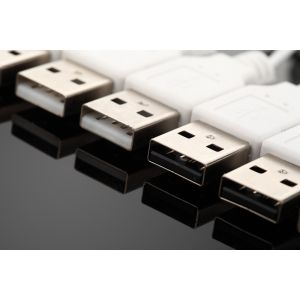 COMER With Charger Capacity Multi Ports Anti-theft Alarm system