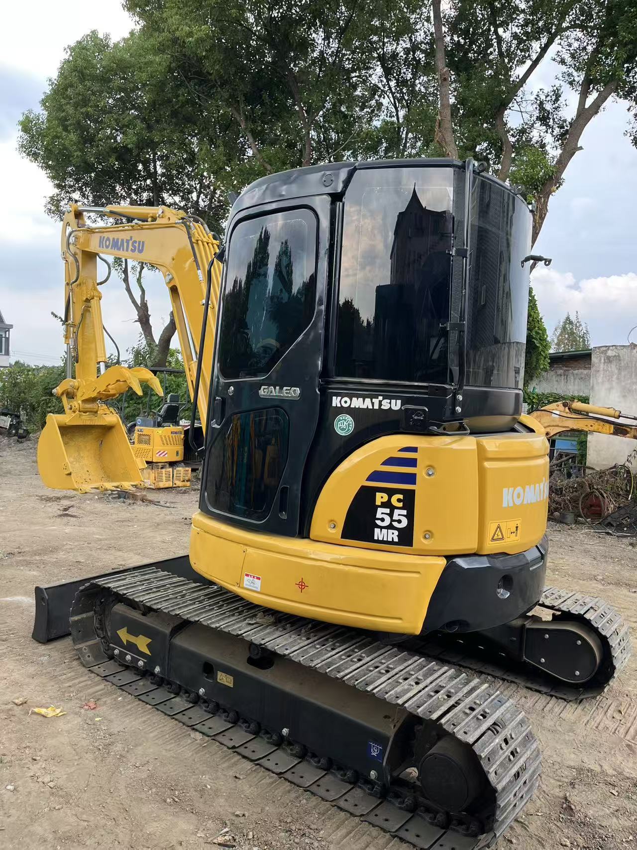 Japanese original Komatsu 55MR with left and right swing arms high quality