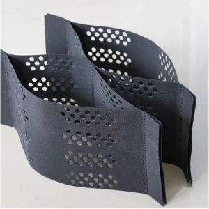 Black HDPE Geocell for Reinforcing Driveways and Retaining Walls in Road