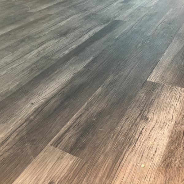 Supermarket Ultra-Thin LVT Vinyl Flooring with CE Certificate and Easy Click
