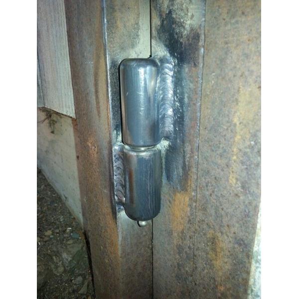 Steel Barrel Weldable Driveway Gate Hinge Hardware With Bearings 5" Round