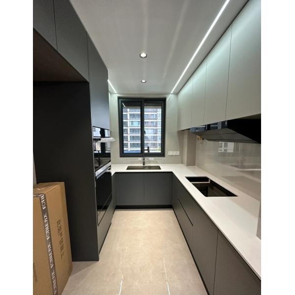 Quality Customization Kitchen Cabinets Modern Cupboard with Quartz Stone Counters for sale