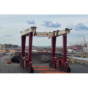 Span 5-110m Mobile Boat Hoist Crane Travelift Crane Diesel Engine Powered