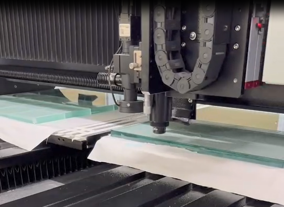 Working Environment 26C Polygonal Glass Cutting Machine All-in-One