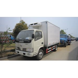 4T Loading Light Refrigerator Truck , Diesel Freezer Refrigerated Truck