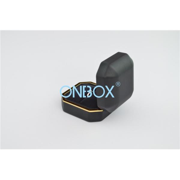 PU Leather LED Light Box , Luxury Packaging Boxes For Lady Finger Ring With Brush Drawing Lines