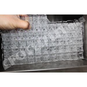 2024 Retail Industrial Cube Ice Machine with R404a/R22 Refrigerant from Top