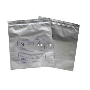 Matte Aluminum Foil Bags , Four Layer Structure Envelope Bubble Mailers