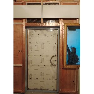 130MHz 110dB EMC Radiation Shielding Doors Metal Mesh Door Cabinet OEM