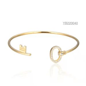 China Saya Stainless Steel Designer Jewelry Key Lock Rhinestone 18k Gold Love Bracelet on sale