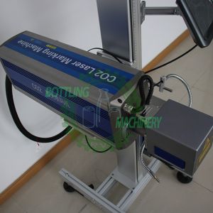 15W 10000BPH PET Bottle Date Flying CO2 Laser Code Printer