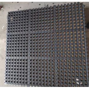 Black Anti Fatigue Mat with Holes for Work Place or Factory