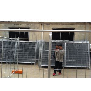 Galvanized Temporary Fence Panels 2.1m*3.5m with brace OD32mm*1.5mm Mesh 60mm