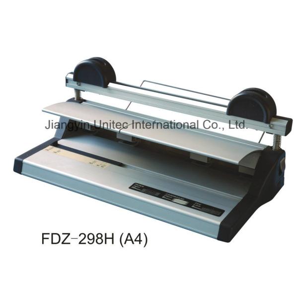 Quality 110 Volts Roller Laminator Appliance with Max Laminating Width 25 Inches for sale