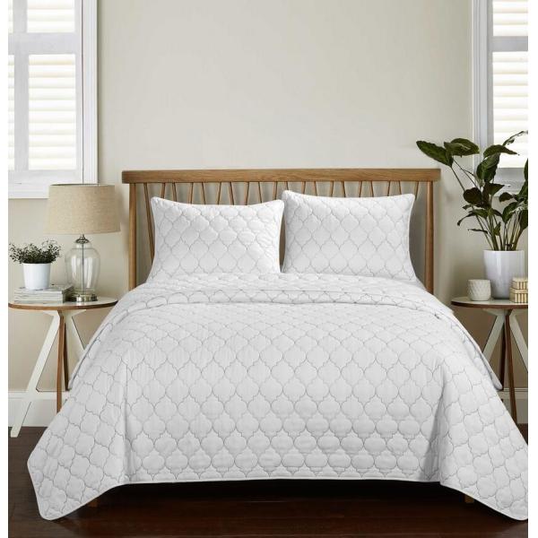Hypoallergenic Embroidered Quilted Bedspreads Polyester Filling White Quilted