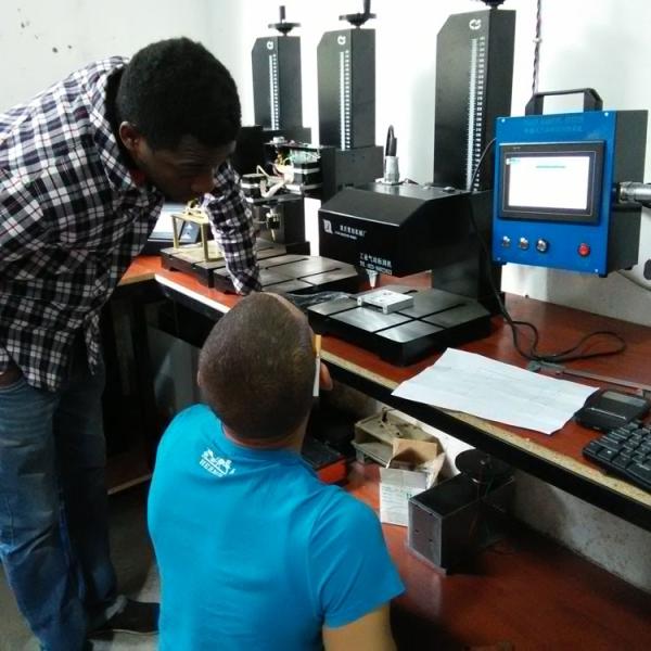 300w Pneumatic Marking Machine , Small Workpieces Hand Held Etching Machine