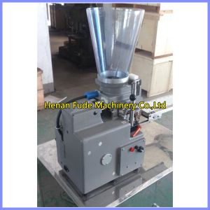 China steamed dumpling making machine, steamed jiaozi machine, fried dumpling machine on sale